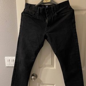 GAP Men’s Black Denim Jean-Athletic Fit
